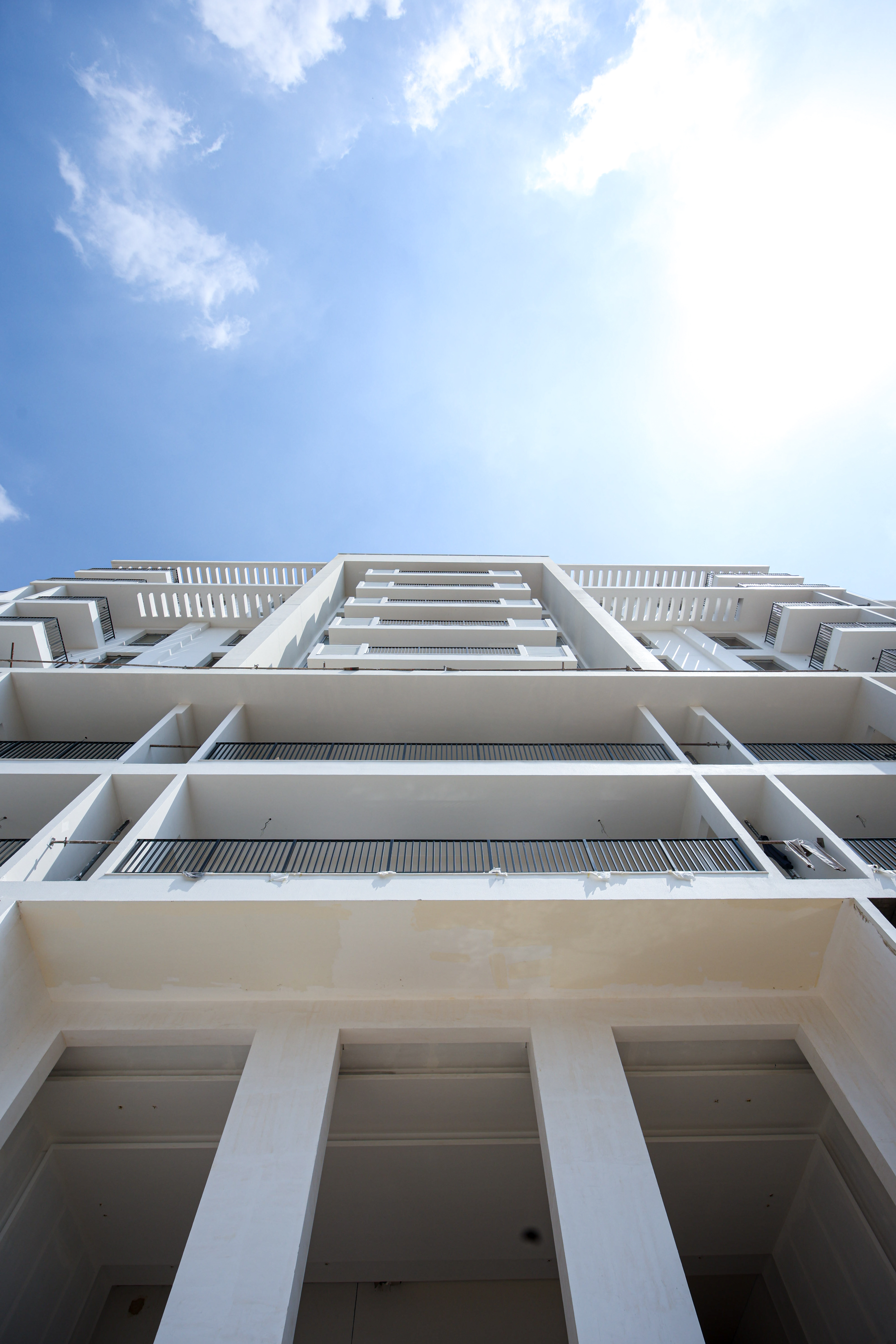 emaar up town building 2