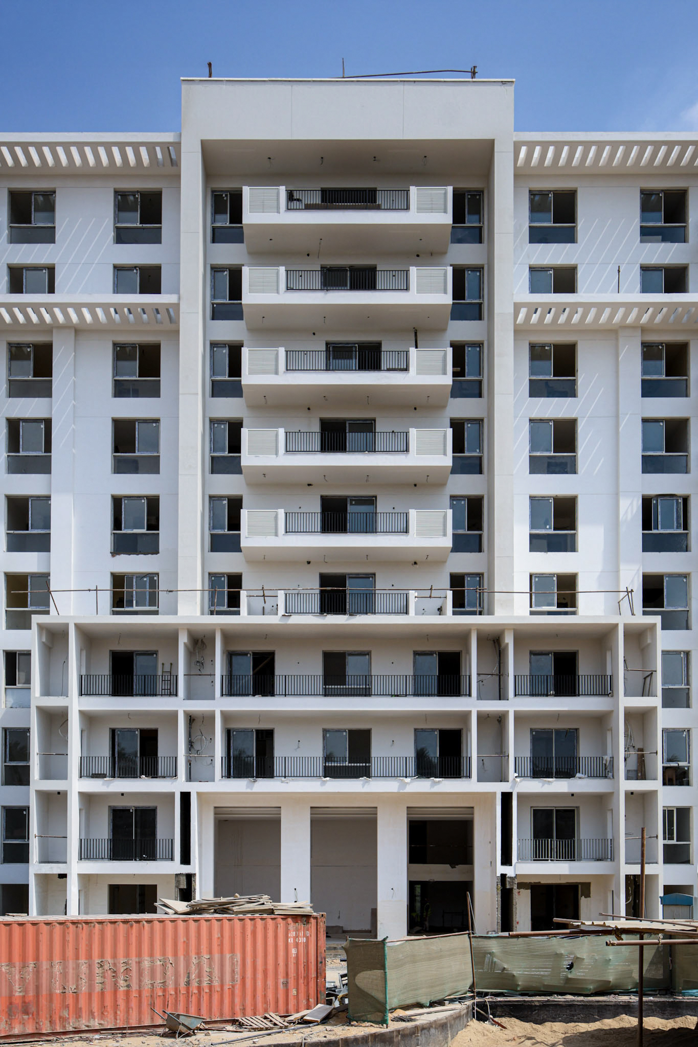 emaar up town building 4
